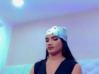 alanna-dollsx's Live Sex Cam Show