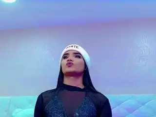 alanna-dollsx's Live Sex Cam Show