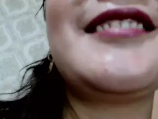 BetLu's Live Sex Cam Show