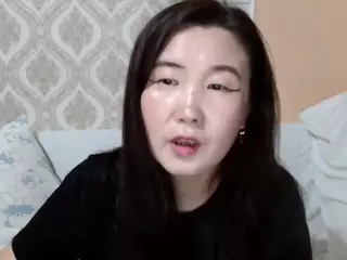 BetLu's Live Sex Cam Show