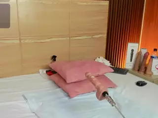 iris-violeta's Live Sex Cam Show