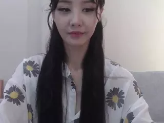 LunyTang's Live Sex Cam Show