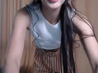 LunyTang's Live Sex Cam Show
