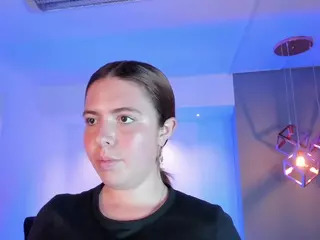 Lyssa-Muller's Live Sex Cam Show
