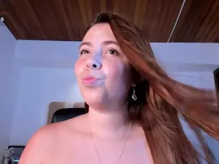 Lyssa-Muller's Live Sex Cam Show