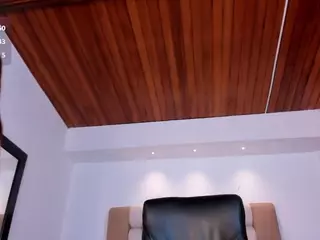 Lyssa-Muller's Live Sex Cam Show