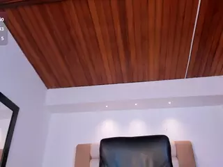 Lyssa-Muller's Live Sex Cam Show