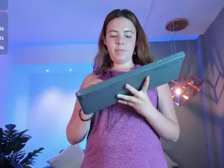 Lyssa-Muller's Live Sex Cam Show