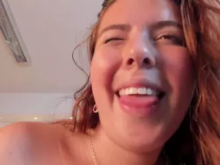 Lyssa-Muller's Live Sex Cam Show