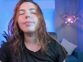Lyssa-Muller's Live Sex Cam Show