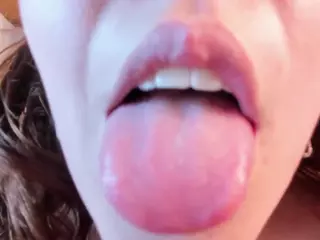 Lyssa-Muller's Live Sex Cam Show