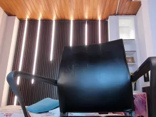 Lyssa-Muller's Live Sex Cam Show