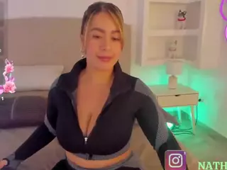 nathalyn-b's Live Sex Cam Show