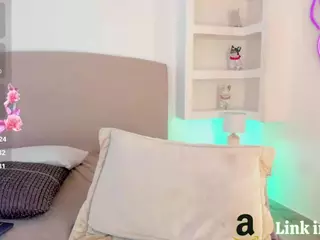 nathalyn-b's Live Sex Cam Show