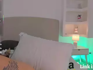 nathalyn-b's Live Sex Cam Show
