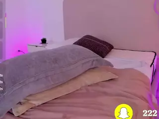 nathalyn-b's Live Sex Cam Show