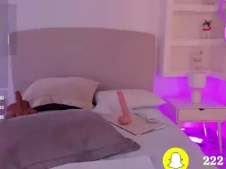 nathalyn-b's Live Sex Cam Show