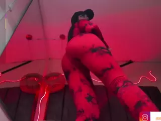 valentina-asmodea's Live Sex Cam Show