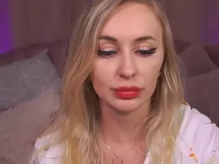 CandyGraces's Live Sex Cam Show