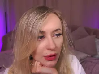 CandyGraces's Live Sex Cam Show