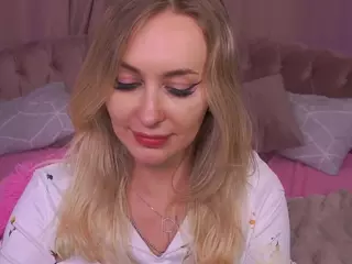 CandyGraces's Live Sex Cam Show
