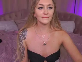 CandyGraces's Live Sex Cam Show