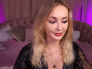 CandyGraces's Live Sex Cam Show