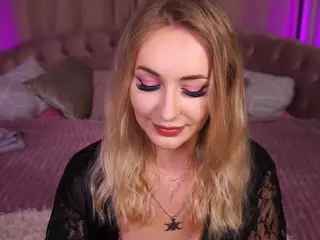 CandyGraces's Live Sex Cam Show