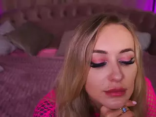 CandyGraces's Live Sex Cam Show