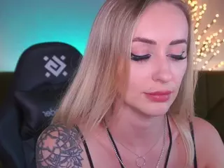 CandyGraces's Live Sex Cam Show