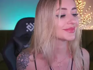 CandyGraces's Live Sex Cam Show