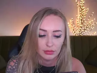 CandyGraces's Live Sex Cam Show