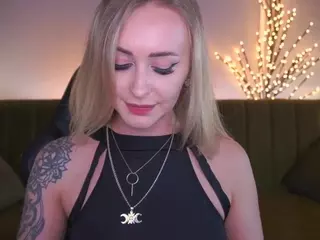 CandyGraces's Live Sex Cam Show