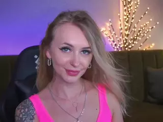 CandyGraces's Live Sex Cam Show