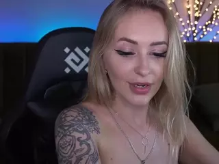 CandyGraces's Live Sex Cam Show