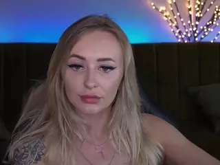 CandyGraces's Live Sex Cam Show