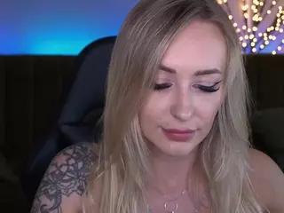 CandyGraces's Live Sex Cam Show