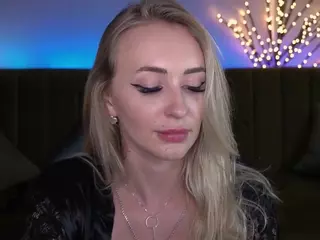 CandyGraces's Live Sex Cam Show