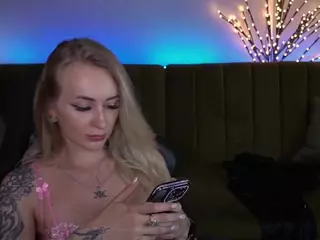 CandyGraces's Live Sex Cam Show