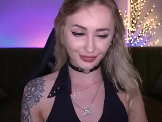 CandyGraces's Live Sex Cam Show