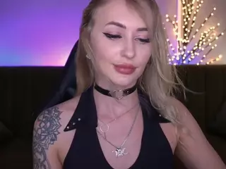 CandyGraces's Live Sex Cam Show