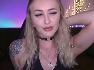 CandyGraces's Live Sex Cam Show