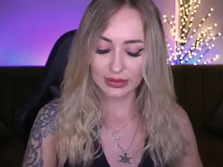 CandyGraces's Live Sex Cam Show