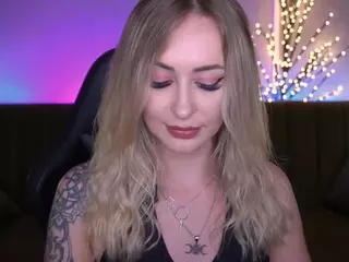CandyGraces's Live Sex Cam Show