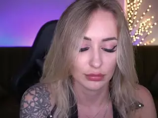 CandyGraces's Live Sex Cam Show