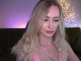 CandyGraces's Live Sex Cam Show