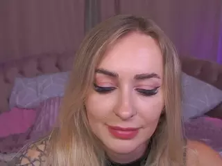 CandyGraces's Live Sex Cam Show
