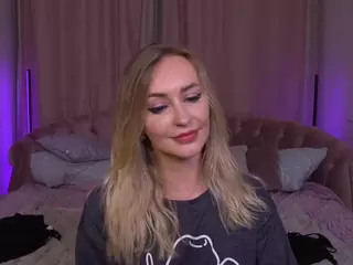 CandyGraces's Live Sex Cam Show