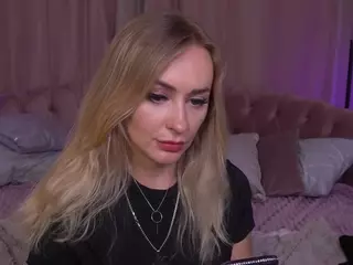 CandyGraces's Live Sex Cam Show