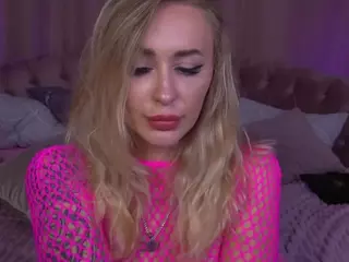 CandyGraces's Live Sex Cam Show